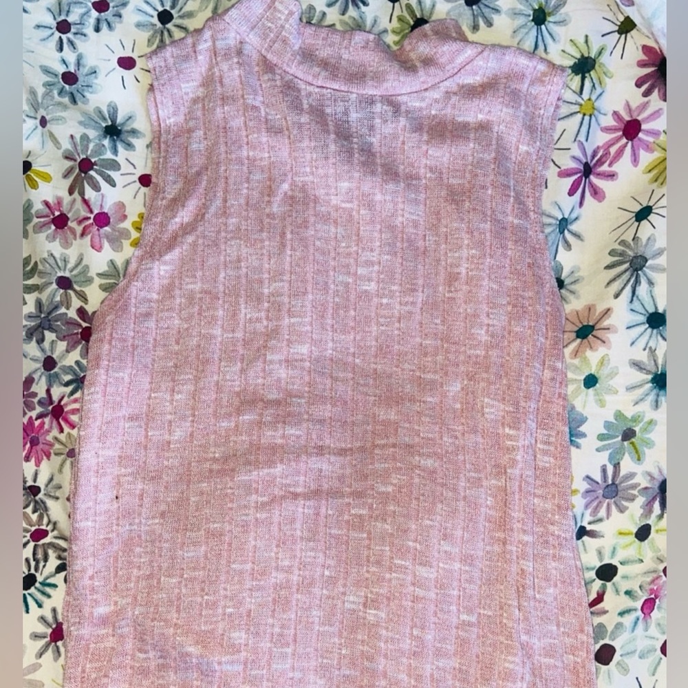 American Dream sleeveless sweater top sz M